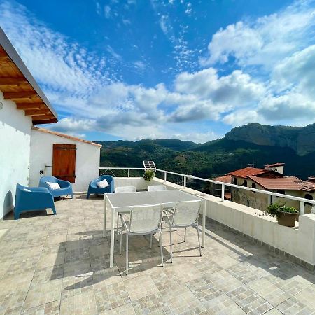 Appartement La Terrazza Di Seglia à Vintimille Extérieur photo