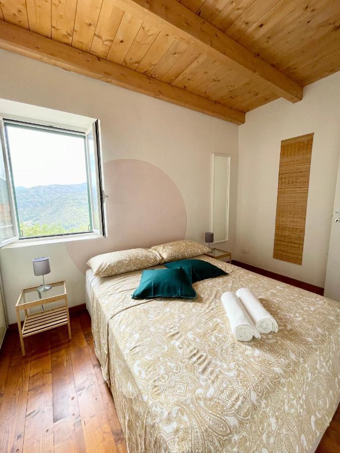 Appartement La Terrazza Di Seglia à Vintimille Extérieur photo