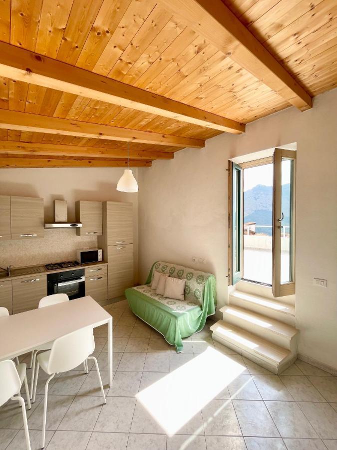 Appartement La Terrazza Di Seglia à Vintimille Extérieur photo